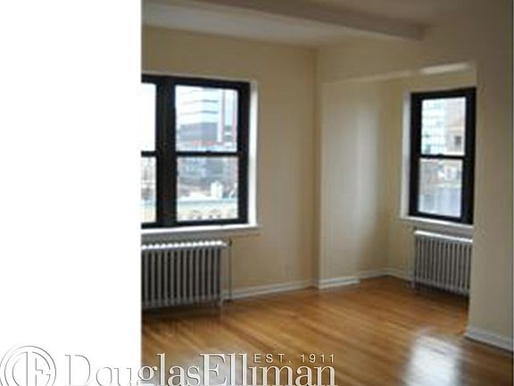 2nd image of 850 Amsterdam Ave APT 9A