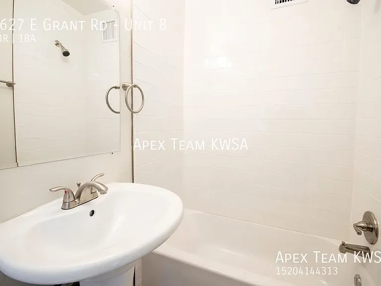 2627 E Grant Rd #8 — Photo 13