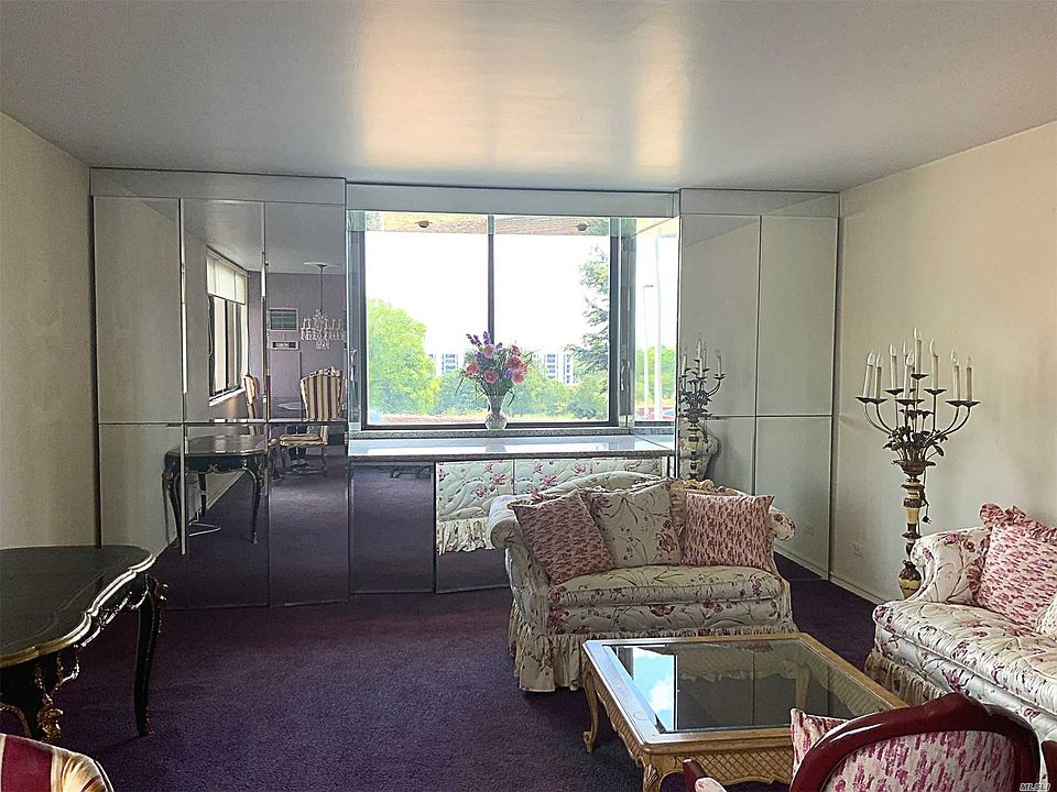 1st image of 26910 Grand Central Pkwy APT 2E