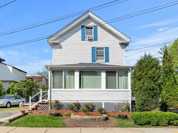 15 Highland St, Woburn, MA 01801