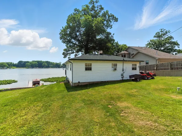 17295 Stevens Forest Lake St, Cassopolis, MI 49031