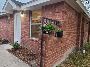 2102 Bahamas Dr #1, Edinburg, TX 78541