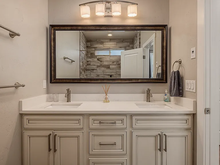 11601 E Equestrian St #C — Photo 16