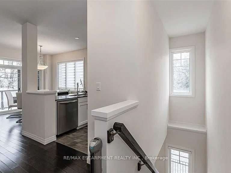 10 Showers Ln — Photo 6