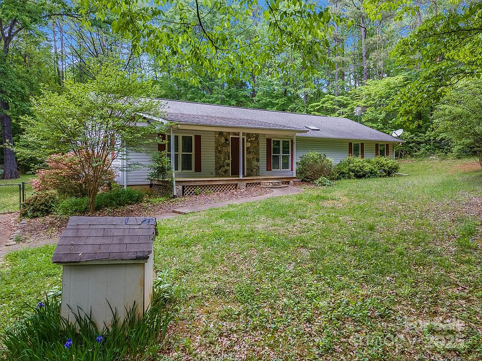 1st image of 231 Stockwood Ln