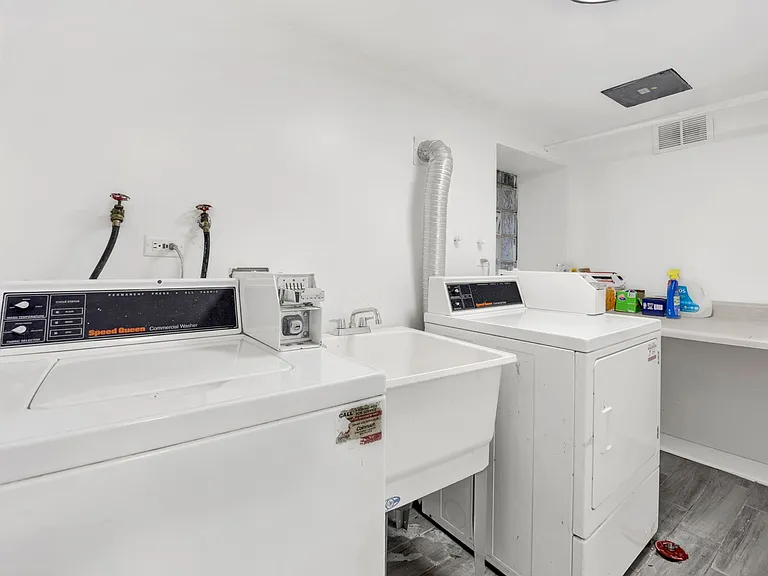 1903 W Dickens Ave #2F — Photo 6