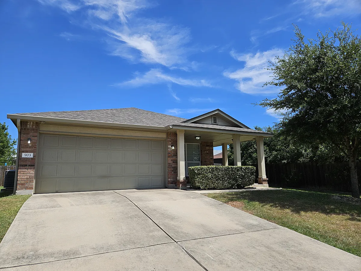 Building Photo - 903 Gentry Dr