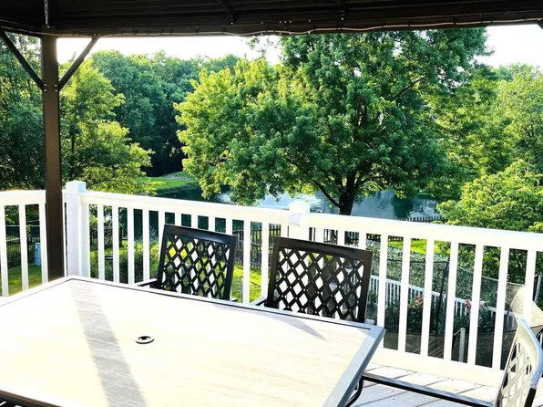 257 Shoreside Dr, Lexington, KY 40515