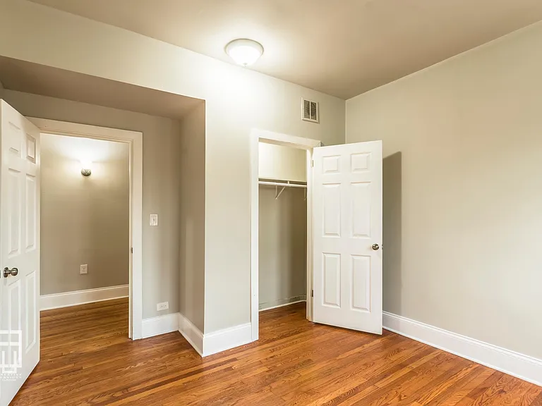1647 S California Ave #3B — Photo 12