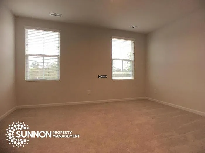 938 Taybyn Rd — Photo 12