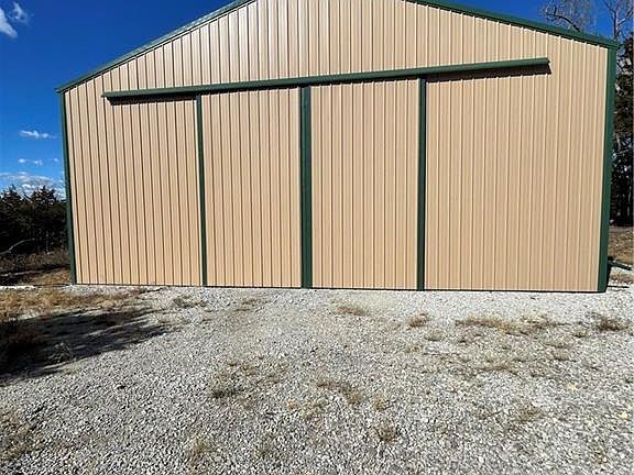 2nd image of 515 County Road 629