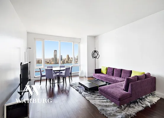 Rented by Warburg | media 36