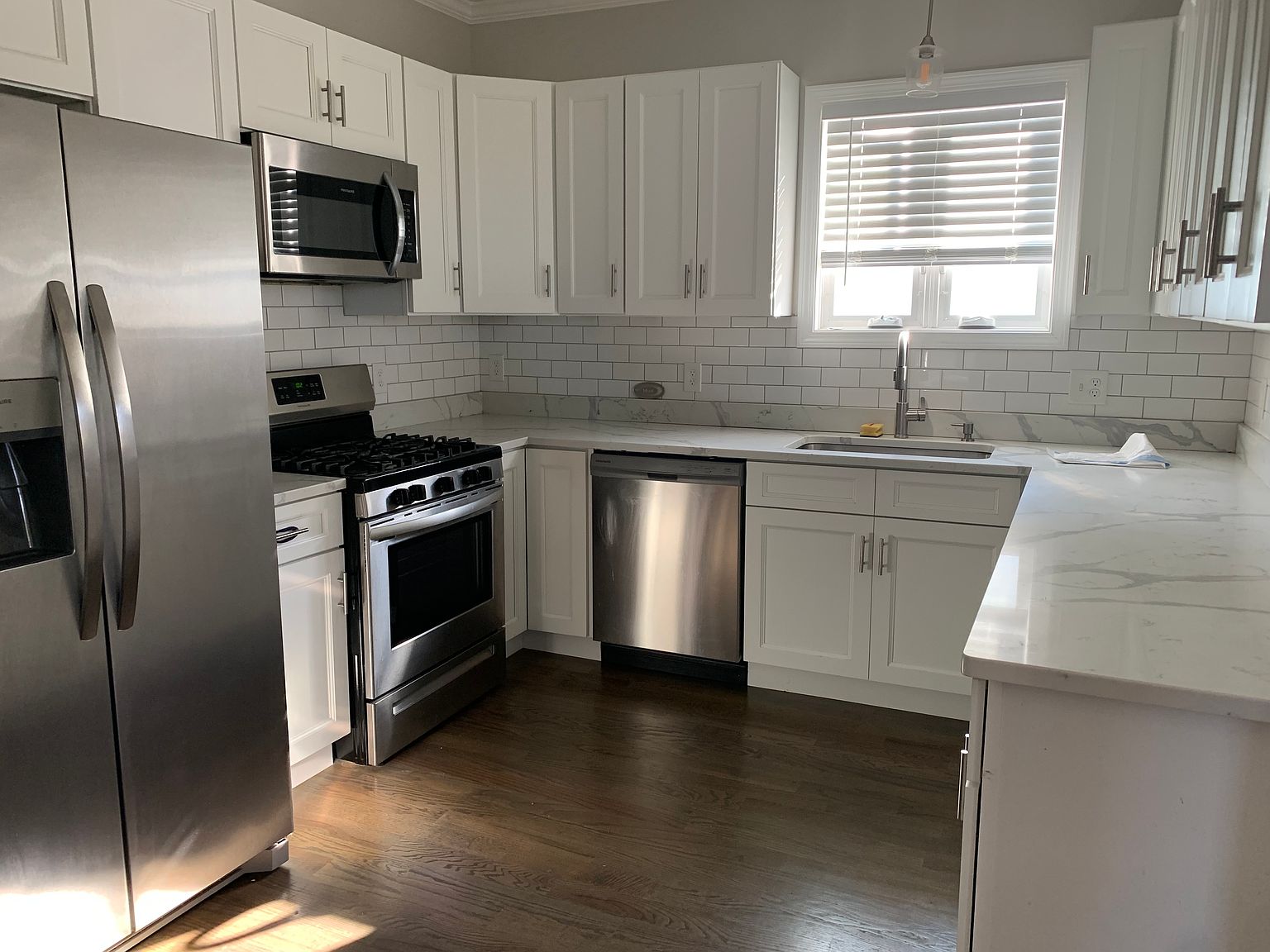 20 Meadow St APT 2, Fall River, MA 02720 | Zillow