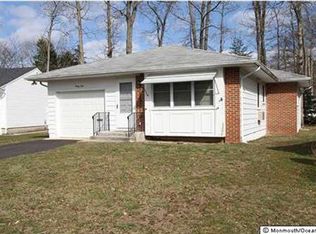 39 Bellflower Ct, Toms River, NJ