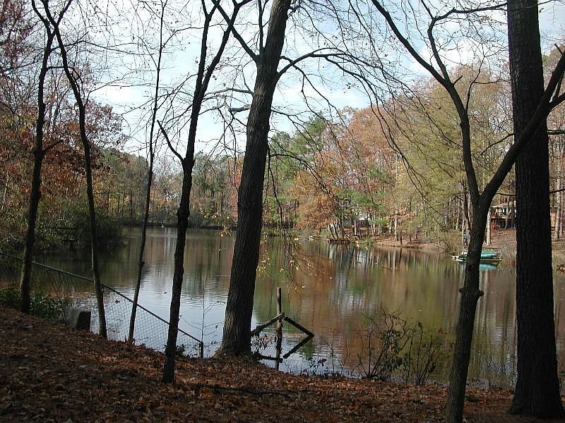 1st image of 36 Lakeshore Dr