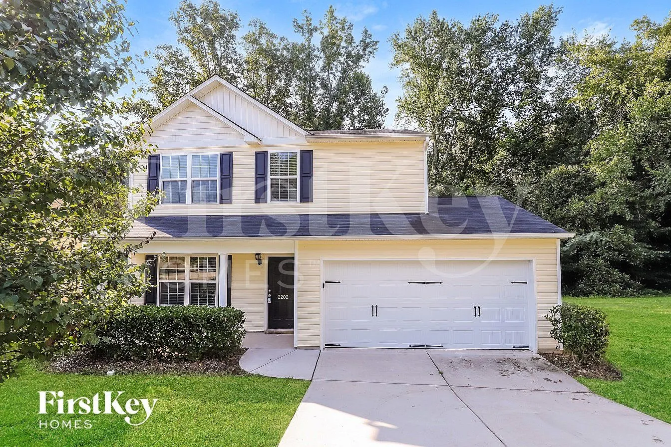 3 bed, 2.5 bath, 1805 sqft, $1,795 — Photo 1