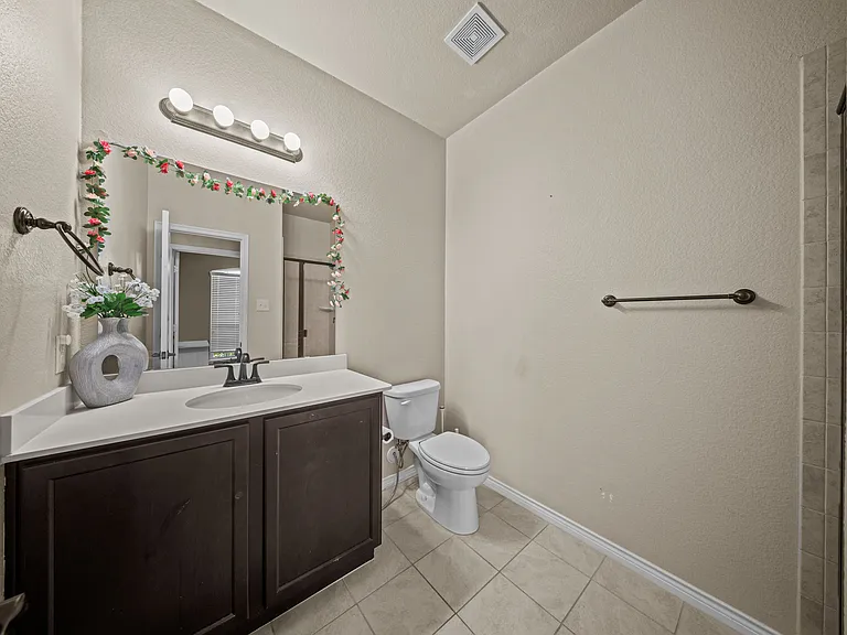 115 Parkwood Dr — Photo 16