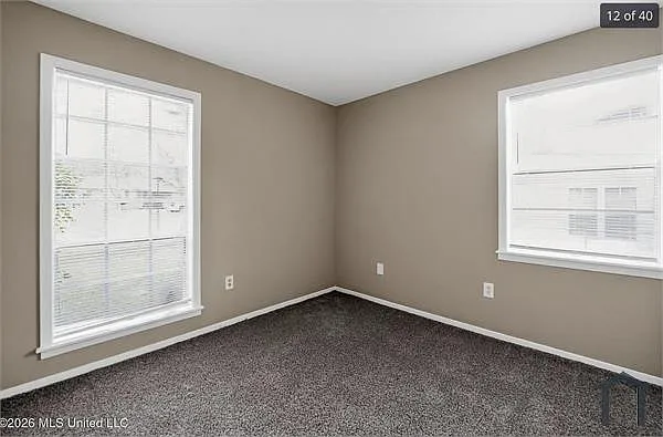 1027 Autumn St — Photo 10