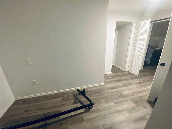 4th image of 21321 Marine Dr #B