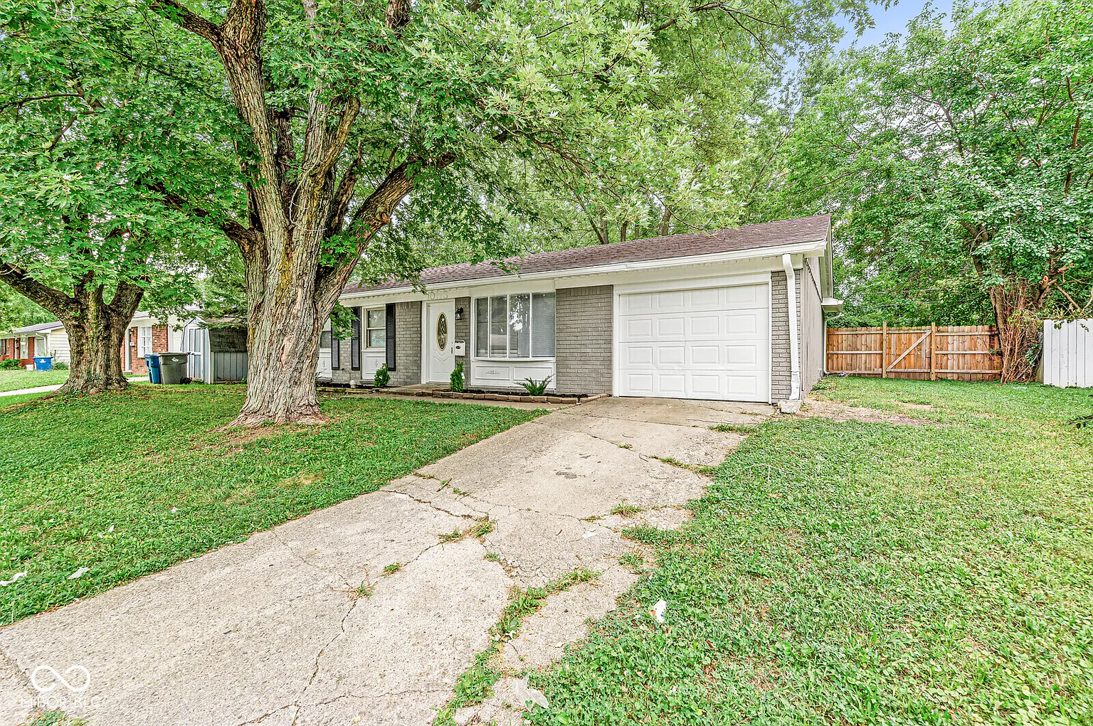 10113 Catalina Dr photo 1