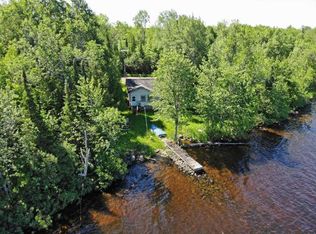 16037 E Shore Rd, Bergland, MI 49910