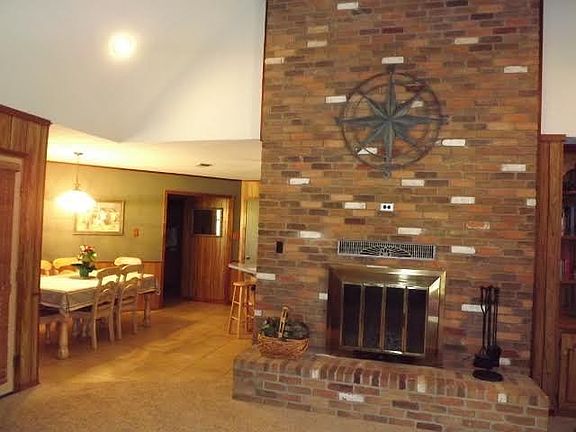 3rd image of 875 County Road 4120