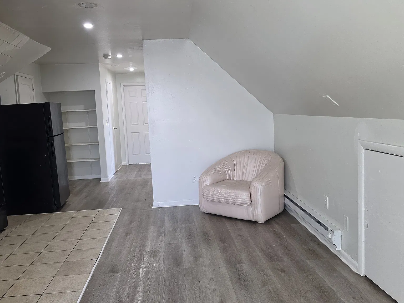 2 bed, $1,800 — Photo 2