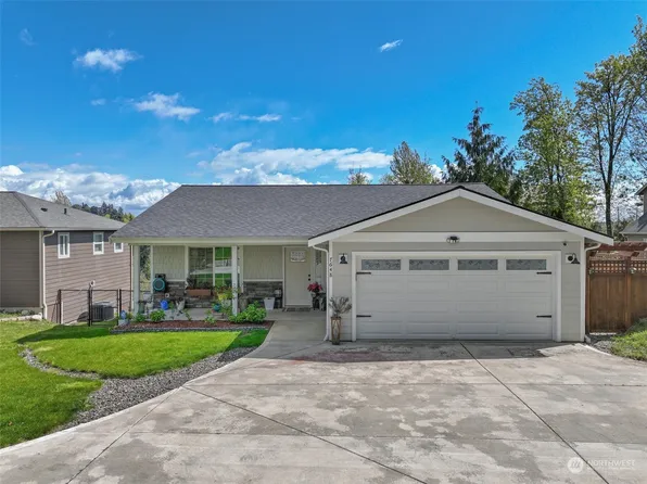 7648 E Montana Street, Port Orchard, WA 98366