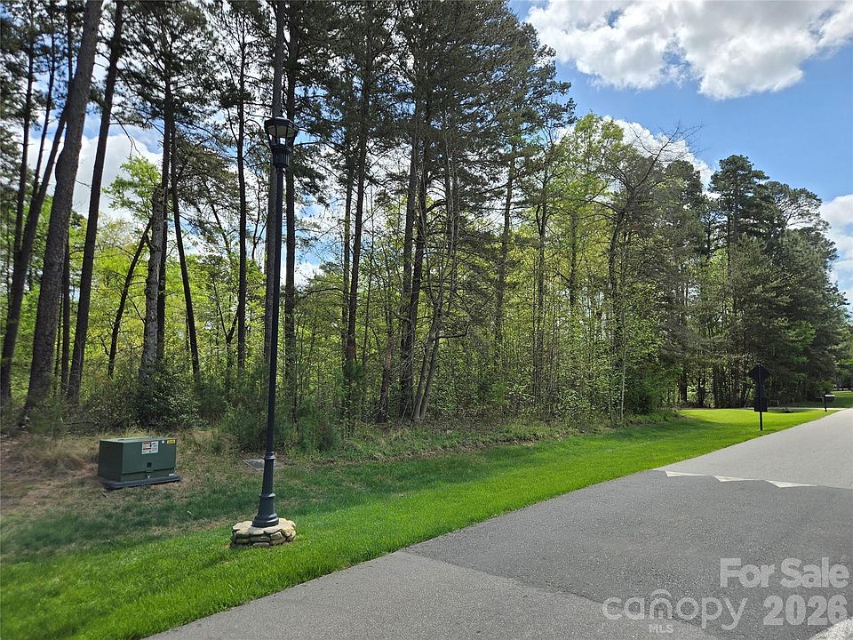 1st image of 147 Heron Bay Dr #1