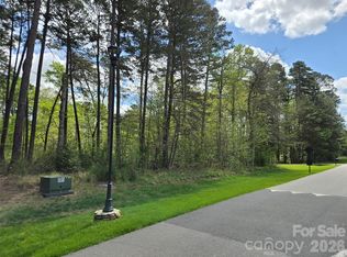 147 Heron Bay Dr #1, New London, NC 28127