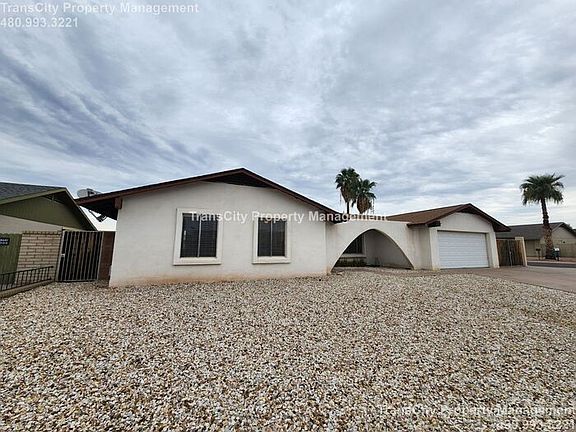 2nd image of 3928 W Meadow Dr
