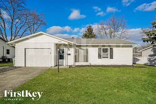 614 Palace Ln Photo 1
