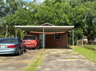 4428 Pine St, Moss Pt, MS 39563