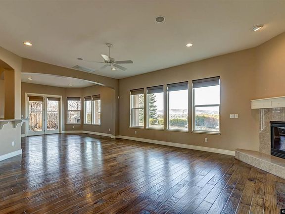 5th image of 2964 Oxley Dr