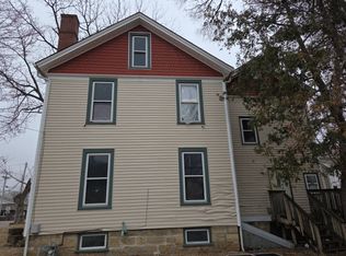 107 E Rapp St, Mount Carroll, IL 61053