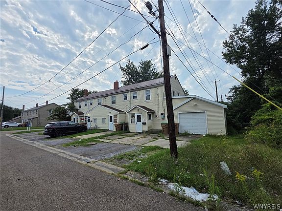 3rd image of 24 Windwood Cts
