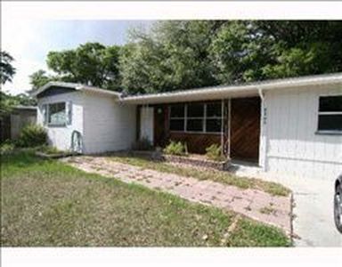 2301 W Hamilton St, Tampa, FL, 33604