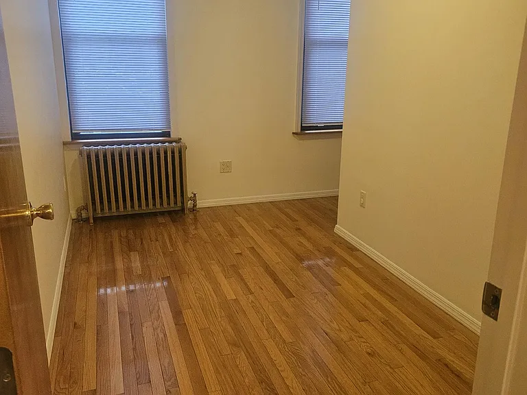 157 Newel St #1 — Photo 7