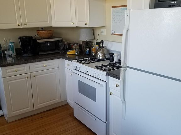 4th image of 1016 W Loyola Ave APT 1