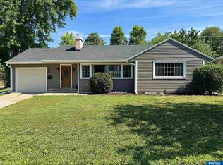 708 E 13th St, Crete, NE 68333