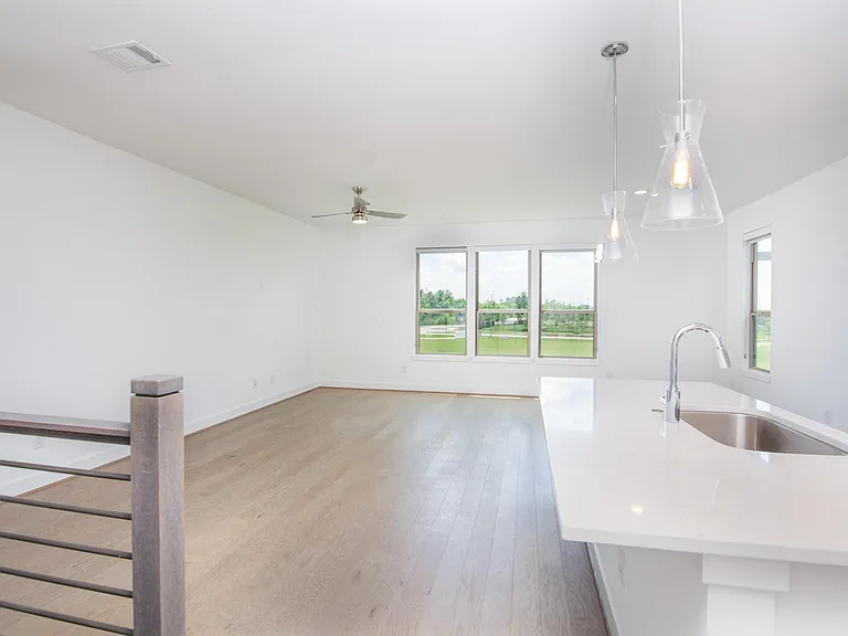 462 S Centro Cir — Photo 12