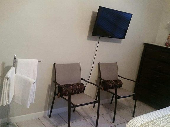 5th image of 3101 Indian Creek Dr APT 207