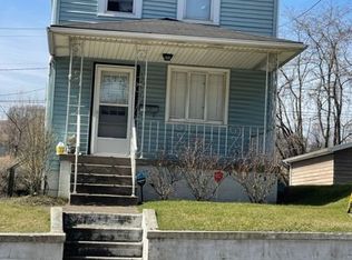 1135 Main St, Follansbee, WV 26037