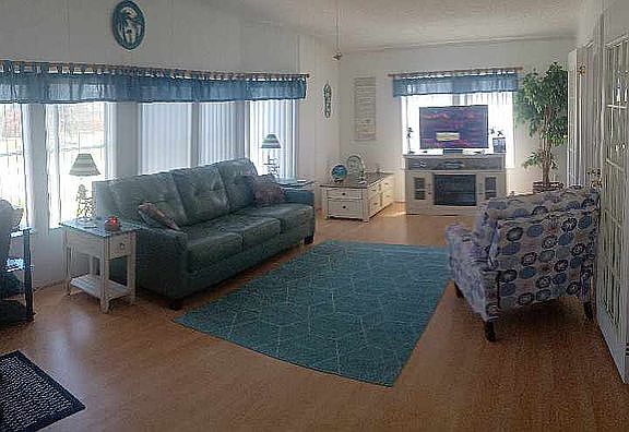 3rd image of 3804 Crabapple Dr #1