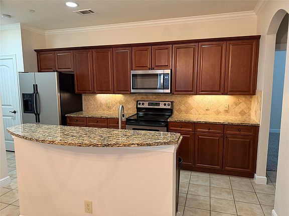 2nd image of 1861 Signal Ridge Pl