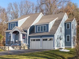 20 Great Lake Ln, North Andover, MA 01845
