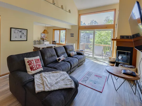 37 Pinehill Lane #2, Lincoln, NH 03251