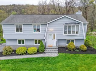 86 Mountain View Dr, Holmes, NY 12531