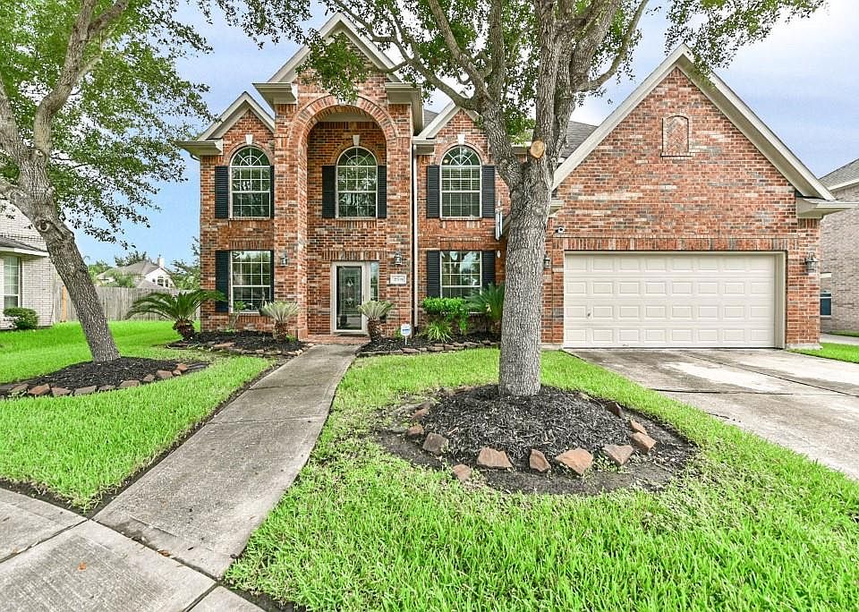 1st image of 2705 Arrowhead Creek Ln