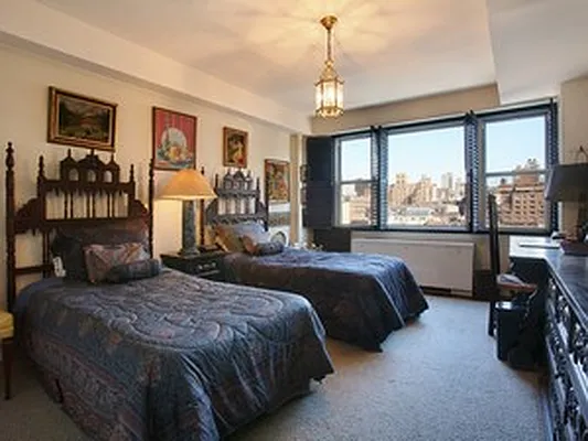 Sold by Corcoran | media 4